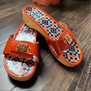 Tory Burch Dixon Orange Patent Wood Slide Clog Sz7